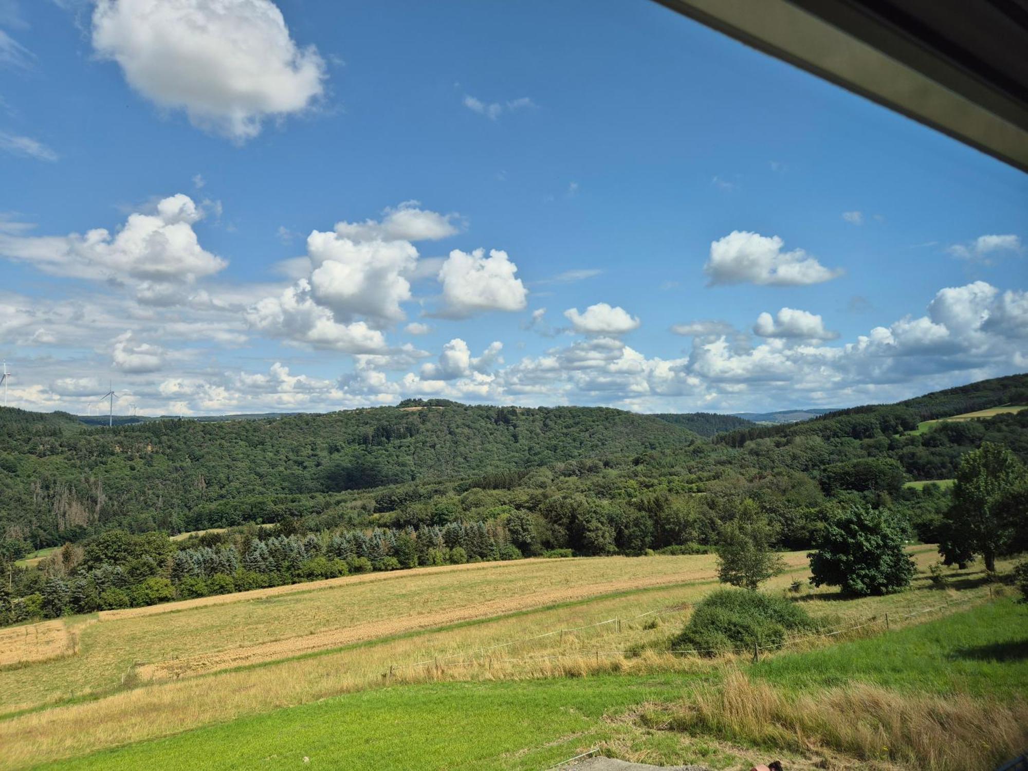 Serenity Vista Retreat Bnb Bescheid Kültér fotó