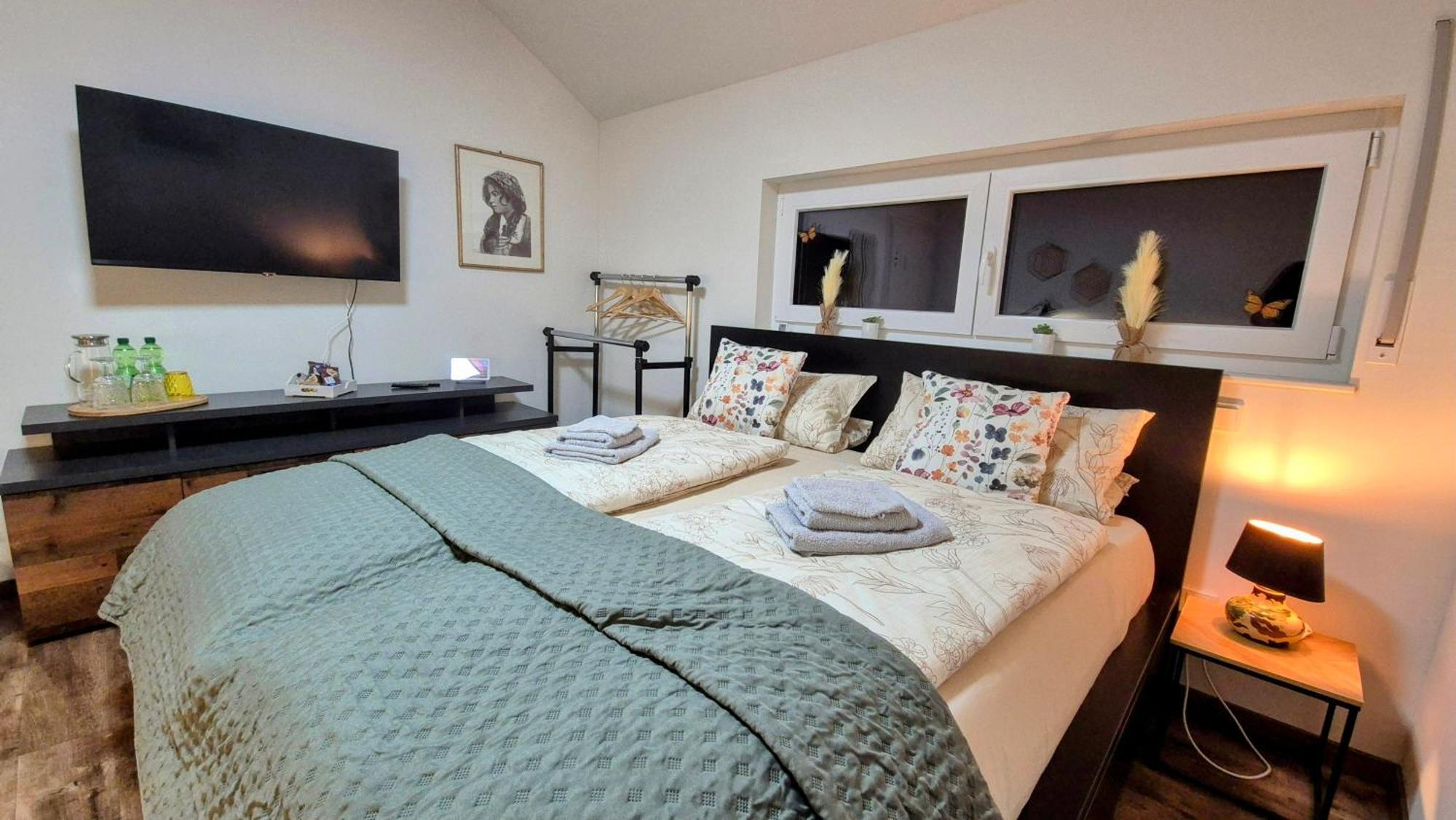 Serenity Vista Retreat Bnb Bescheid Kültér fotó